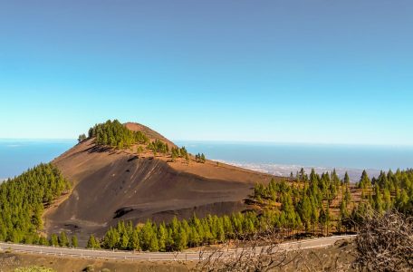SENDERISMO-EN-GRAN-CANARIA-MONTANON-NEGRO